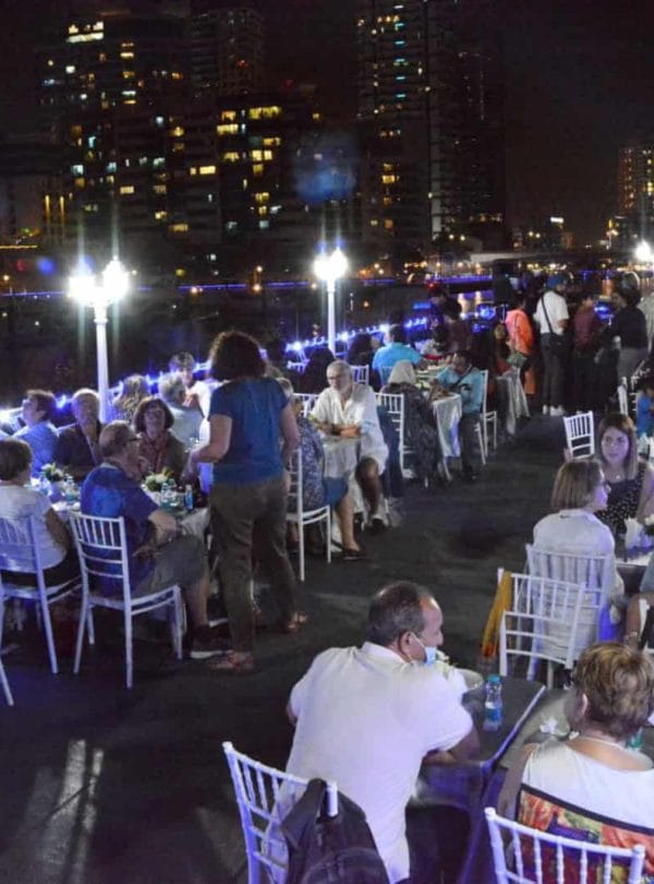 unique dhow cruise marina